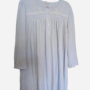 Miss Elaine Women's Blue and White Pajamas